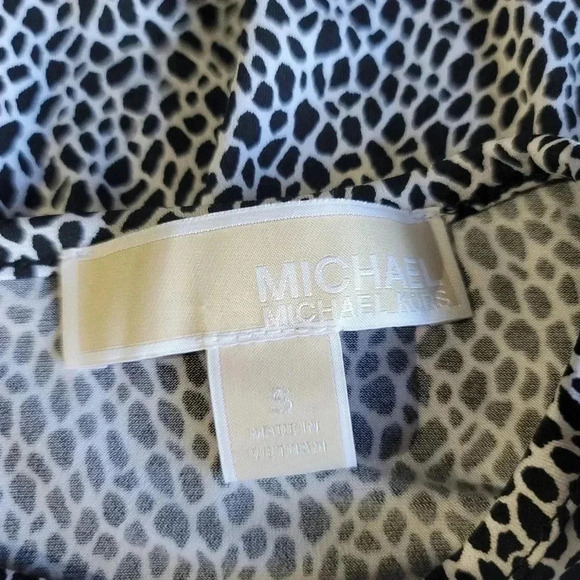 Michael Kors Womens Ruffle Cap Sleeve Blouse Stretch Black White Keyhole sz S - Picture 2 of 10
